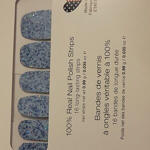 Color street nail strip